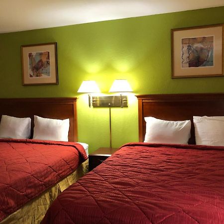 Red Bluff Inn المظهر الخارجي الصورة