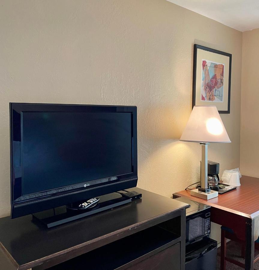 Red Bluff Inn المظهر الخارجي الصورة