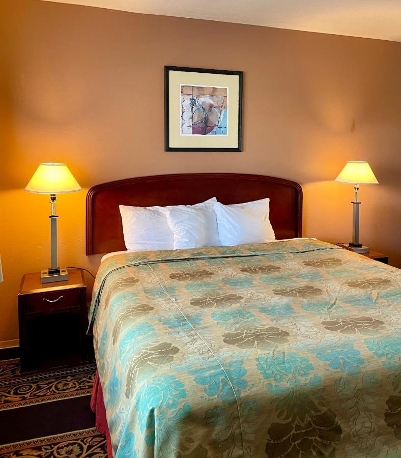 Red Bluff Inn المظهر الخارجي الصورة