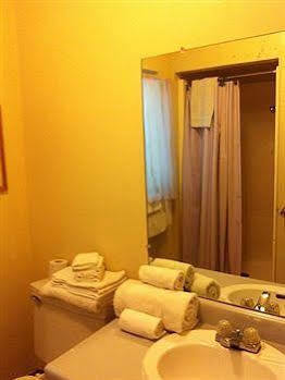 Red Bluff Inn المظهر الخارجي الصورة